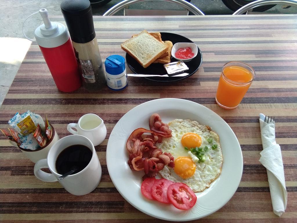 Hi Guesthouse Airport 치앙마이 외부 사진