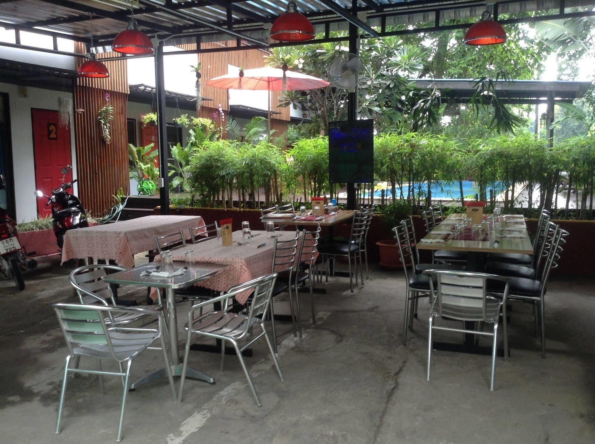 Hi Guesthouse Airport 치앙마이 외부 사진